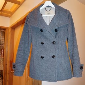 Gorgeous fitted Cashmere Wool Peacoat XS Aritzia